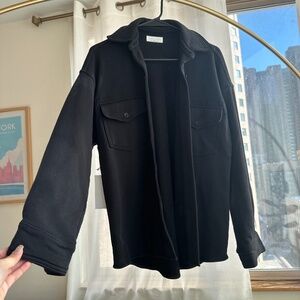 NWT Aritzia Busy Shirt Jacket size S Black